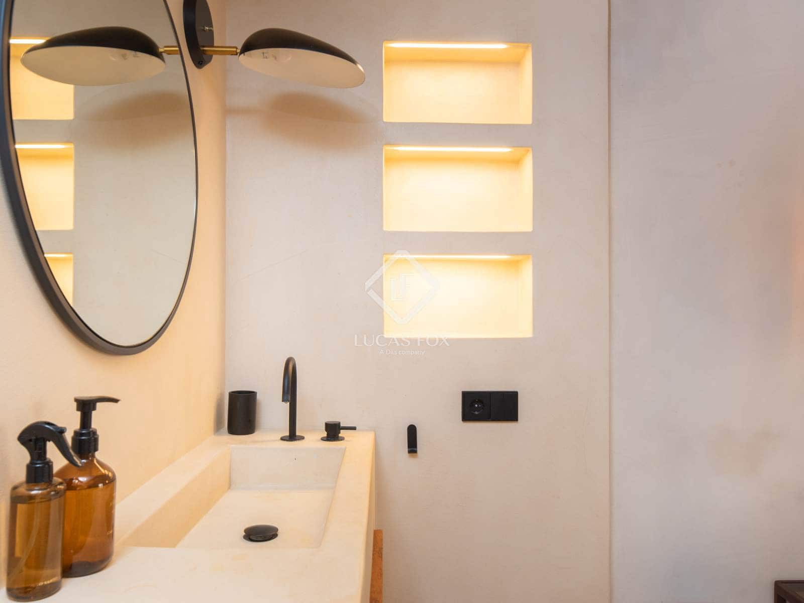 2 soveværelse Lejlighed til salg i Santa Eulalia / Santa Eularia med garage - € 1.200.000 (Ref: 9164466)