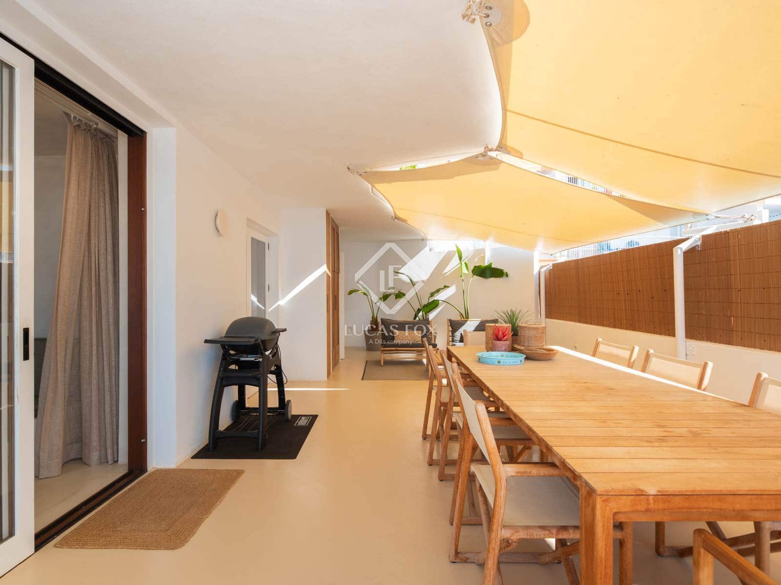 2 soveværelse Lejlighed til salg i Santa Eulalia / Santa Eularia med garage - € 1.200.000 (Ref: 9164466)