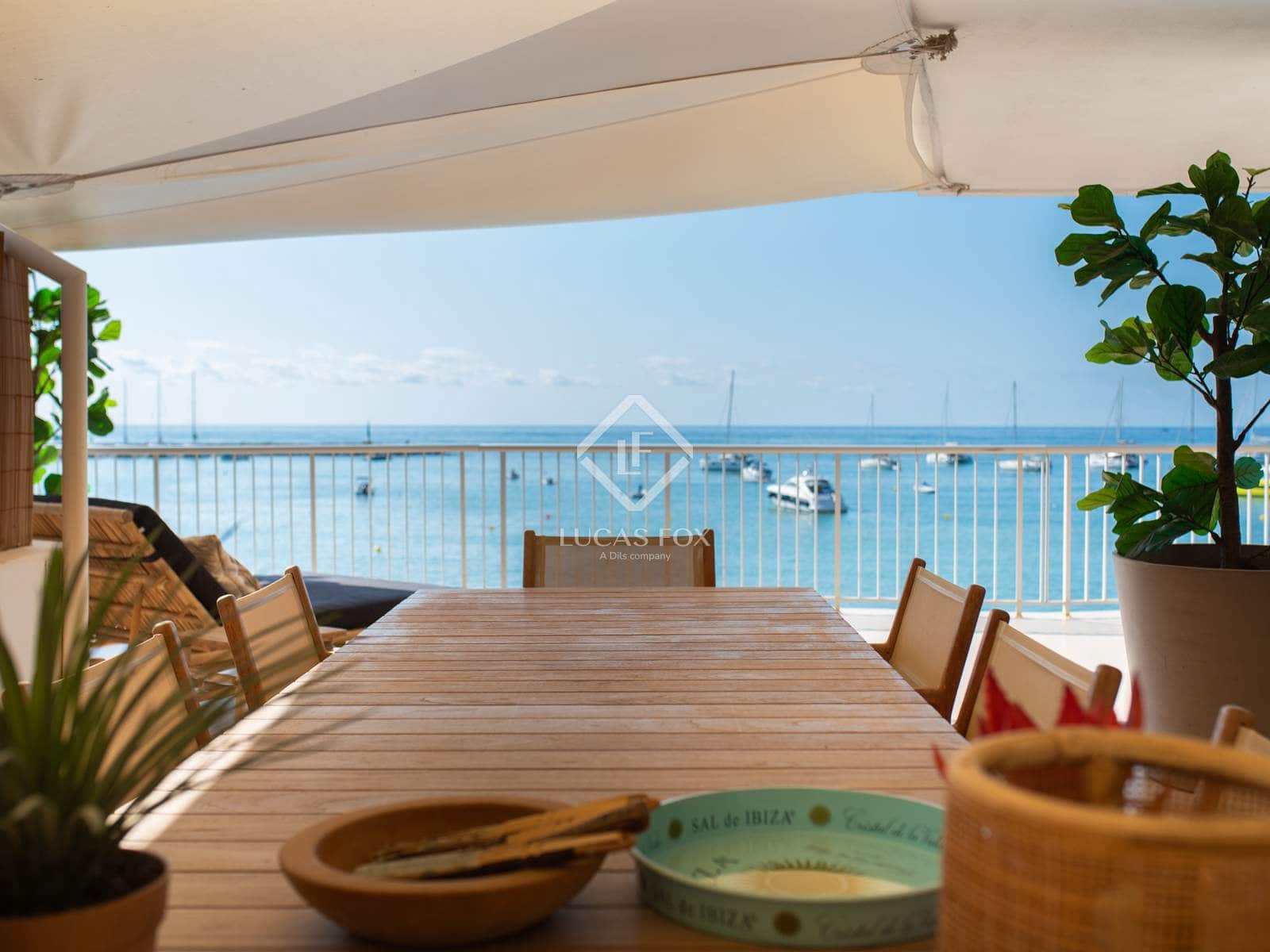 2 soveværelse Lejlighed til salg i Santa Eulalia / Santa Eularia med garage - € 1.200.000 (Ref: 9164466)