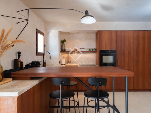 2 soverom Leilighet til salgs i Santa Eulalia / Santa Eularia med garasje - € 1 200 000 (Ref: 9164466)