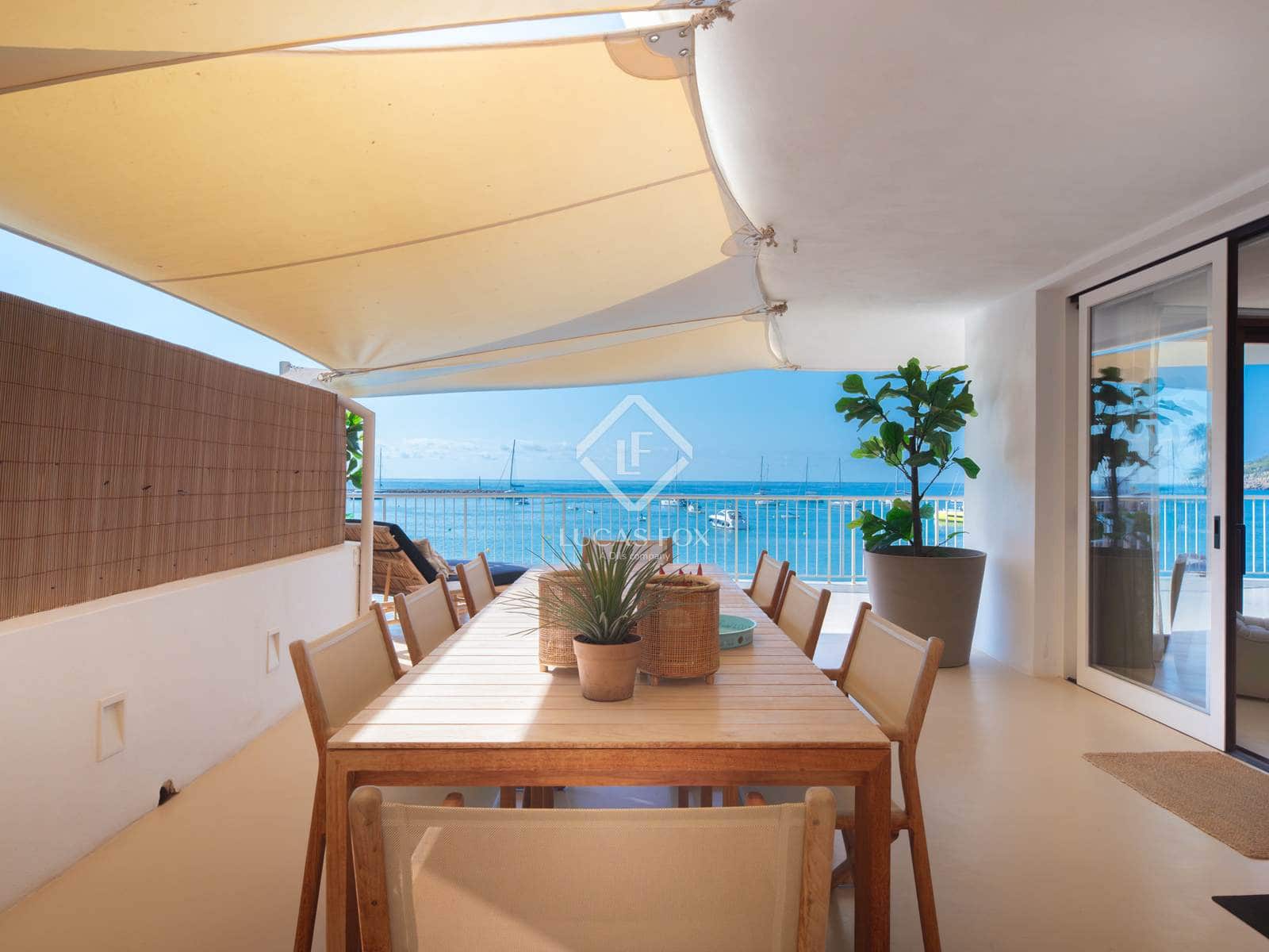 2 soveværelse Lejlighed til salg i Santa Eulalia / Santa Eularia med garage - € 1.200.000 (Ref: 9164466)