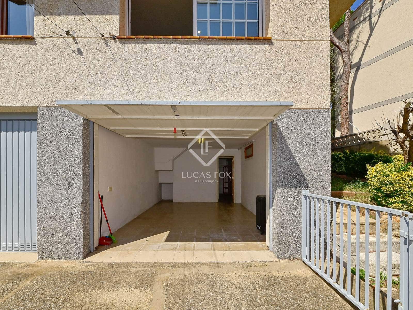 3 soveværelse Villa til salg i Platja d'Aro med garage - € 325.000 (Ref: 9164778)