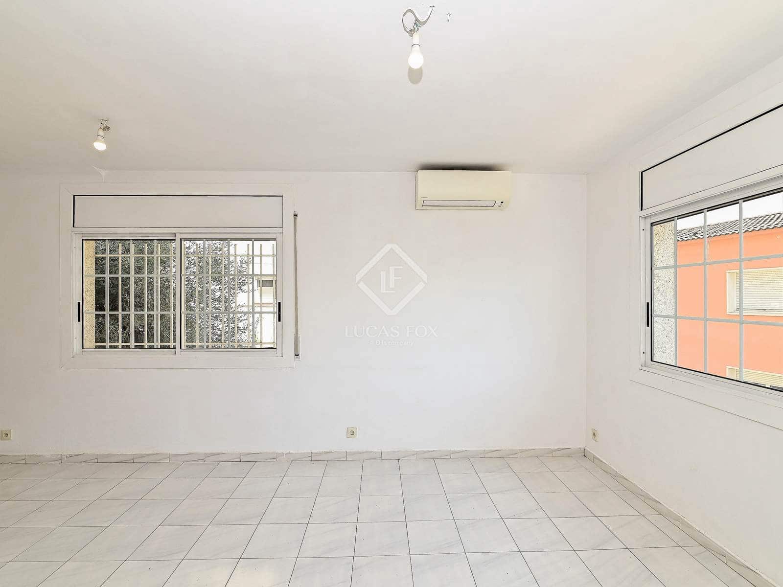 3 soveværelse Villa til salg i Platja d'Aro med garage - € 325.000 (Ref: 9164778)