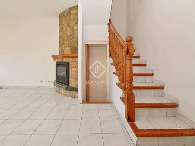 3 chambre Villa/Maison à vendre à Platja d'Aro, Castell-Platja d'Aro avec garage - 325 000 € (Ref: 9164778)