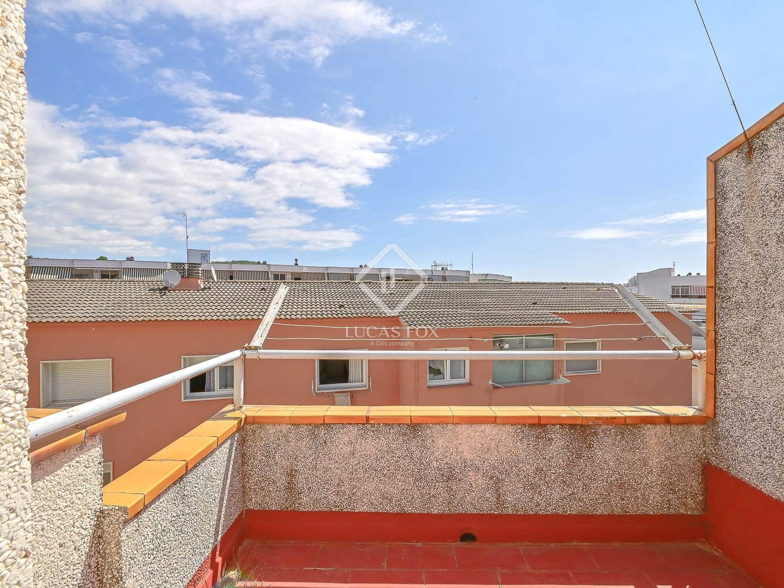 3 soveværelse Villa til salg i Platja d'Aro med garage - € 325.000 (Ref: 9164778)