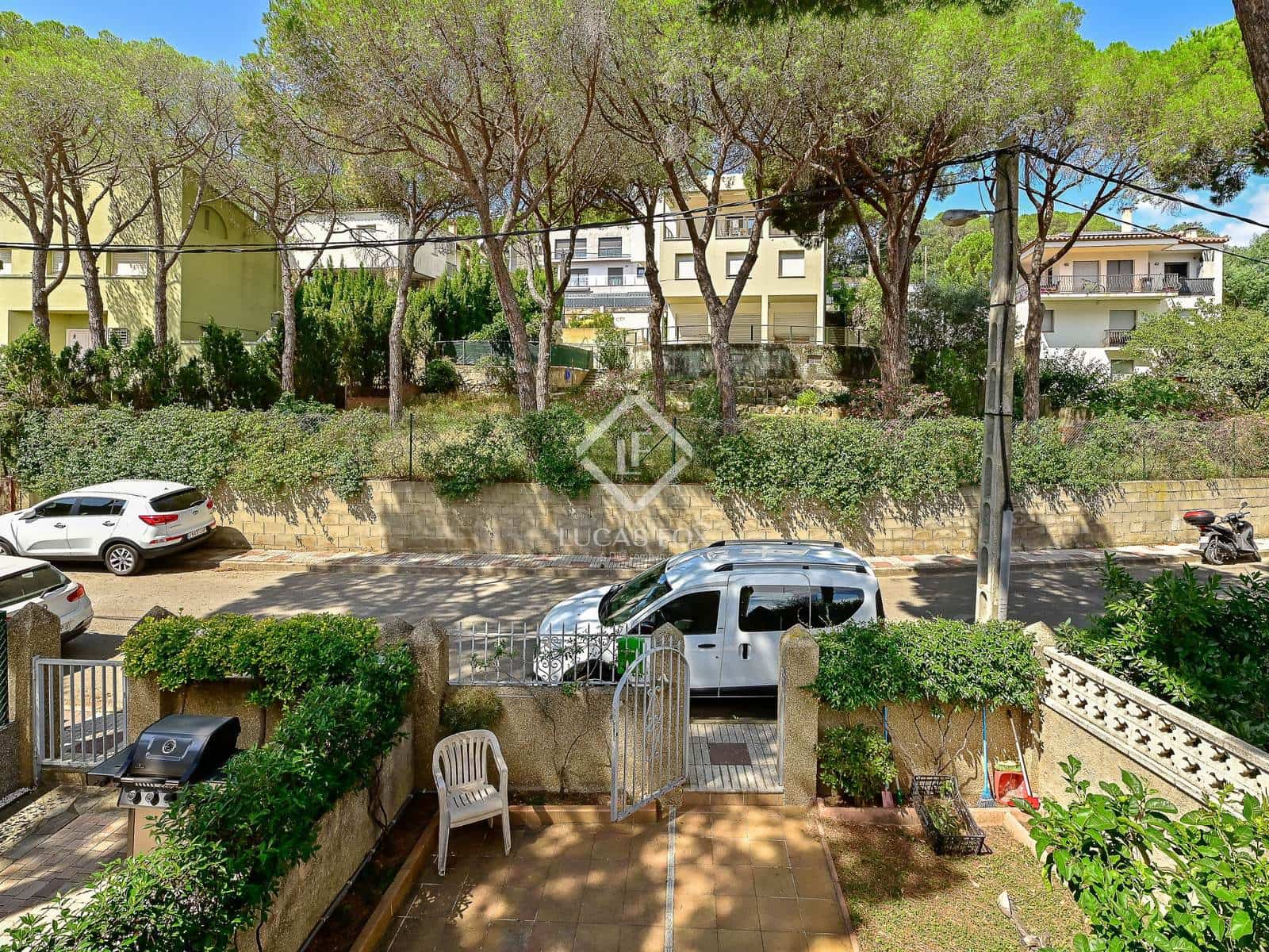 3 soveværelse Villa til salg i Platja d'Aro med garage - € 325.000 (Ref: 9164778)