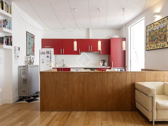 3 bedroom Apartment for sale in Santiago de Compostela - € 430,000 (Ref: 9166344)