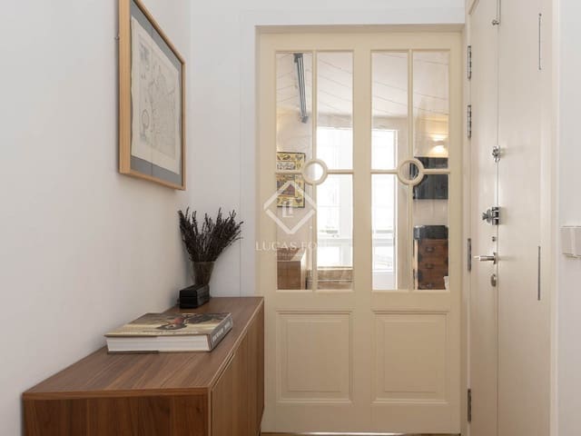 3 bedroom Apartment for sale in Santiago de Compostela - € 430,000 (Ref: 9166344)