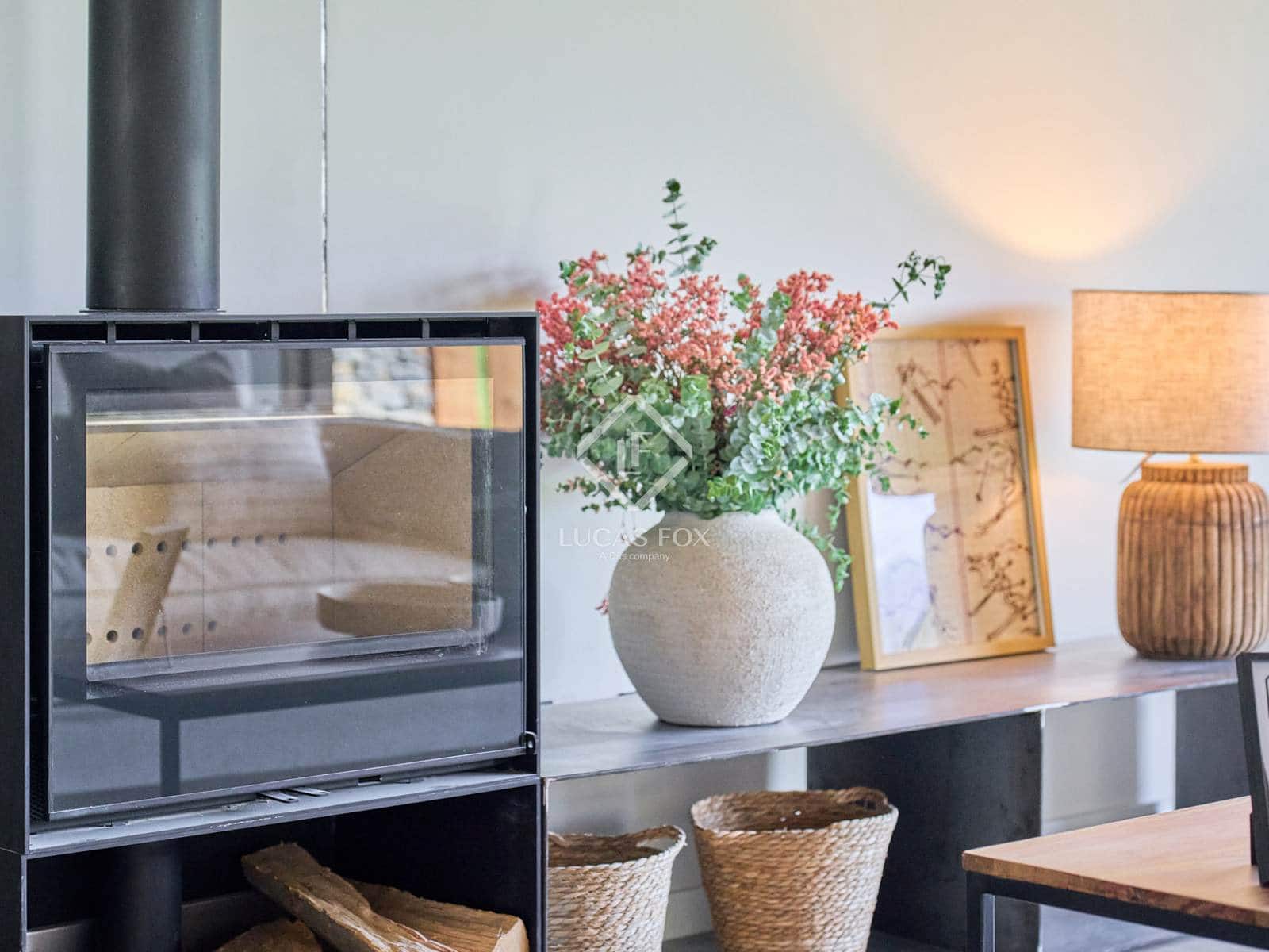 4 soveværelse Villa til salg i Isovol med swimmingpool garage - € 815.000 (Ref: 9166623)