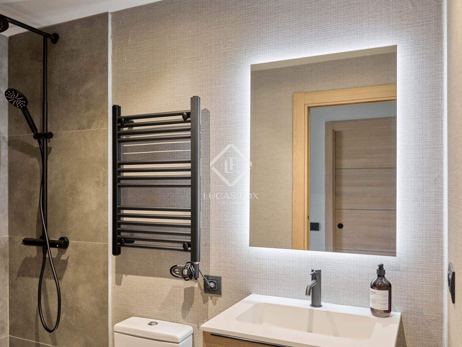 4 soveværelse Villa til salg i Isovol med swimmingpool garage - € 815.000 (Ref: 9166623)