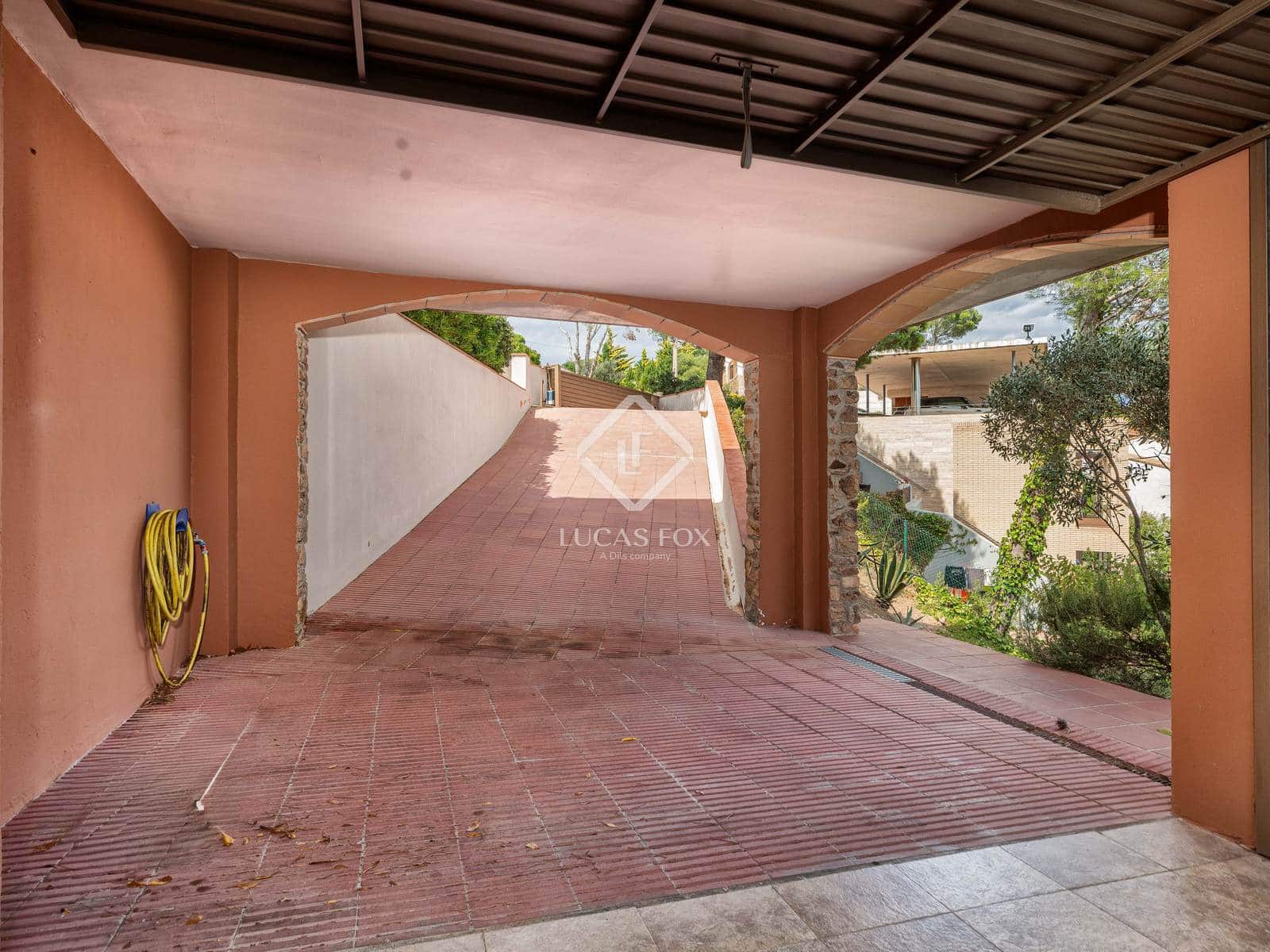 5 slaapkamer Villa te koop in Tamariu met zwembad garage - € 1.650.000 (Ref: 9168058)