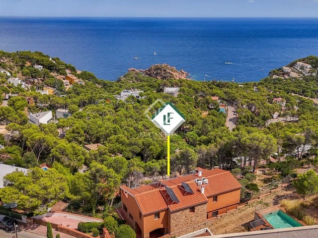 5 bedroom Villa for sale in Tamariu, Palafrugell with pool garage - € 1,650,000 (Ref: 9168058)