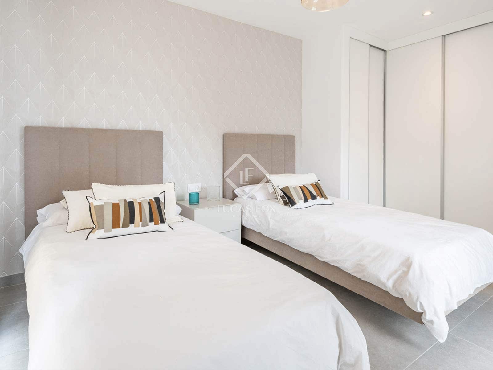 3 soveværelse Villa til salg i Cala Ratjada med swimmingpool garage - € 970.000 (Ref: 9168308)