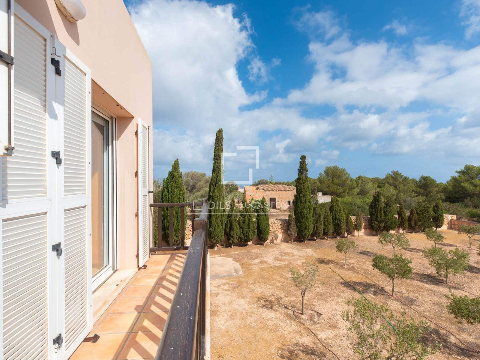 5 bedroom Villa for sale in Formentera municipality with garage - € 2,000,000 (Ref: 9168995)