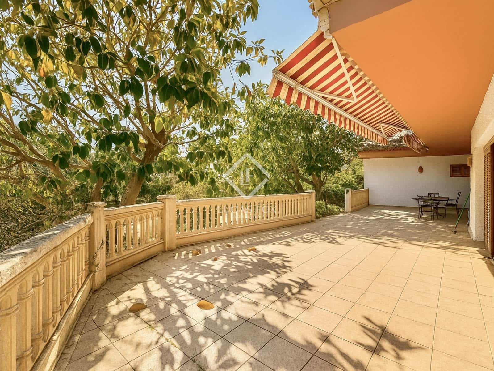 5 sypialnia Willa na sprzedaż w San Juan de Alicante / Sant Joan d'Alacant z basenem garażem - 970 000 € (Ref: 9170249)