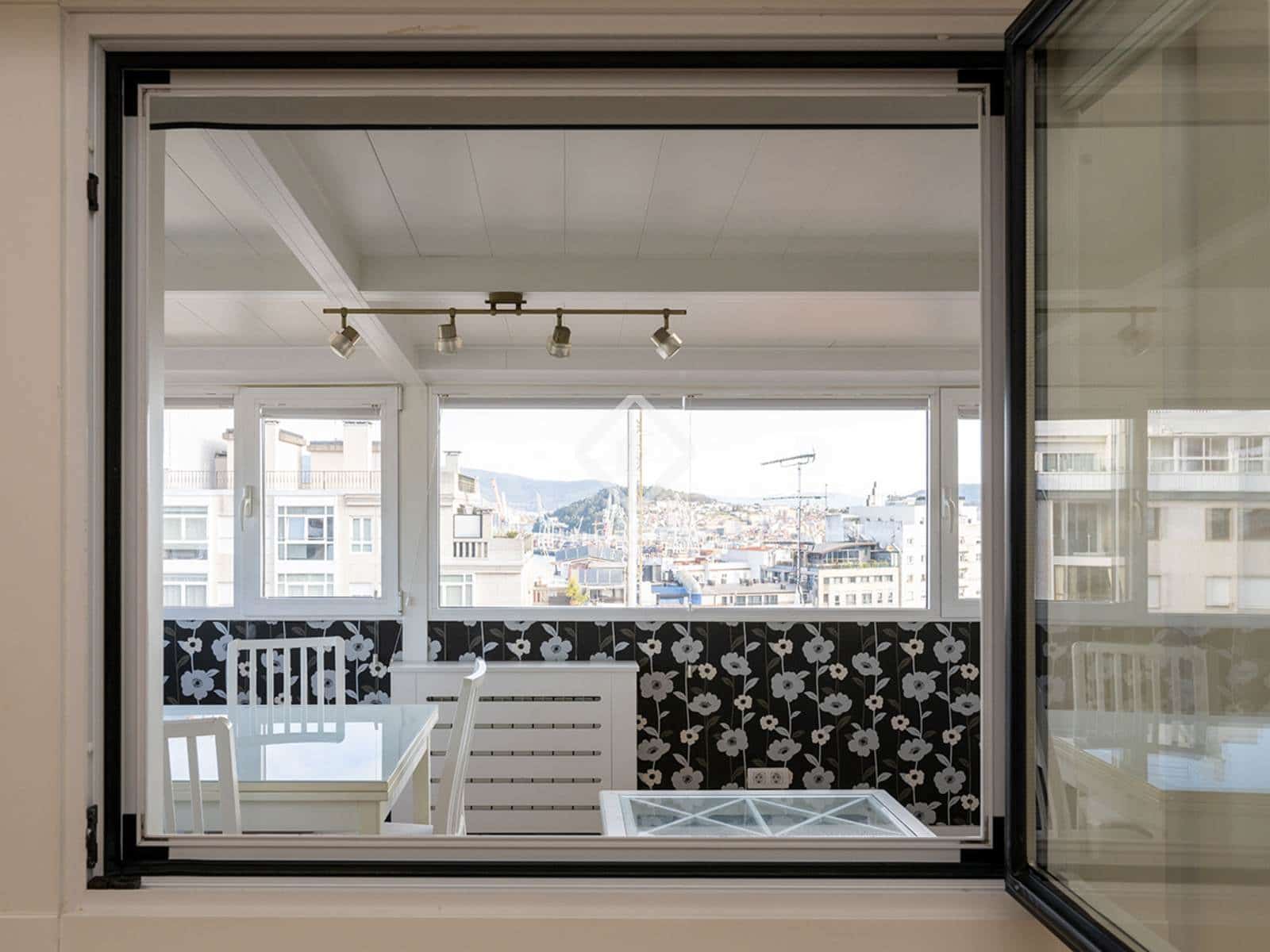 2 soveværelse Penthouse til leje i Vigo - € 1.900 (Ref: 9170474)