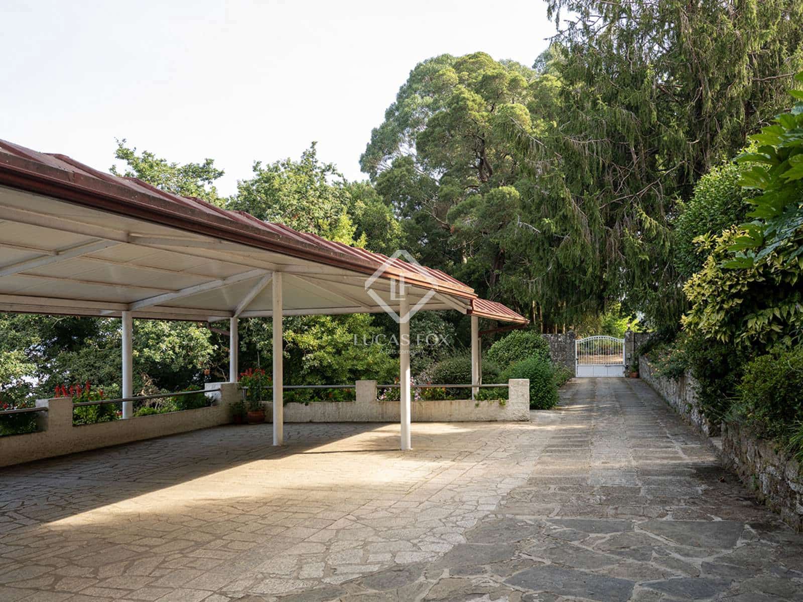 6 bedroom Villa for sale in Redondela with pool garage - € 785,000 (Ref: 9170489)