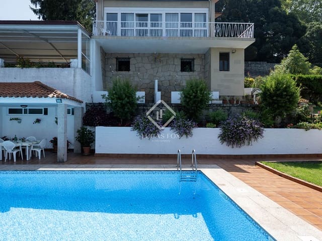 6 bedroom Villa for sale in Redondela with pool garage - € 785,000 (Ref: 9170489)