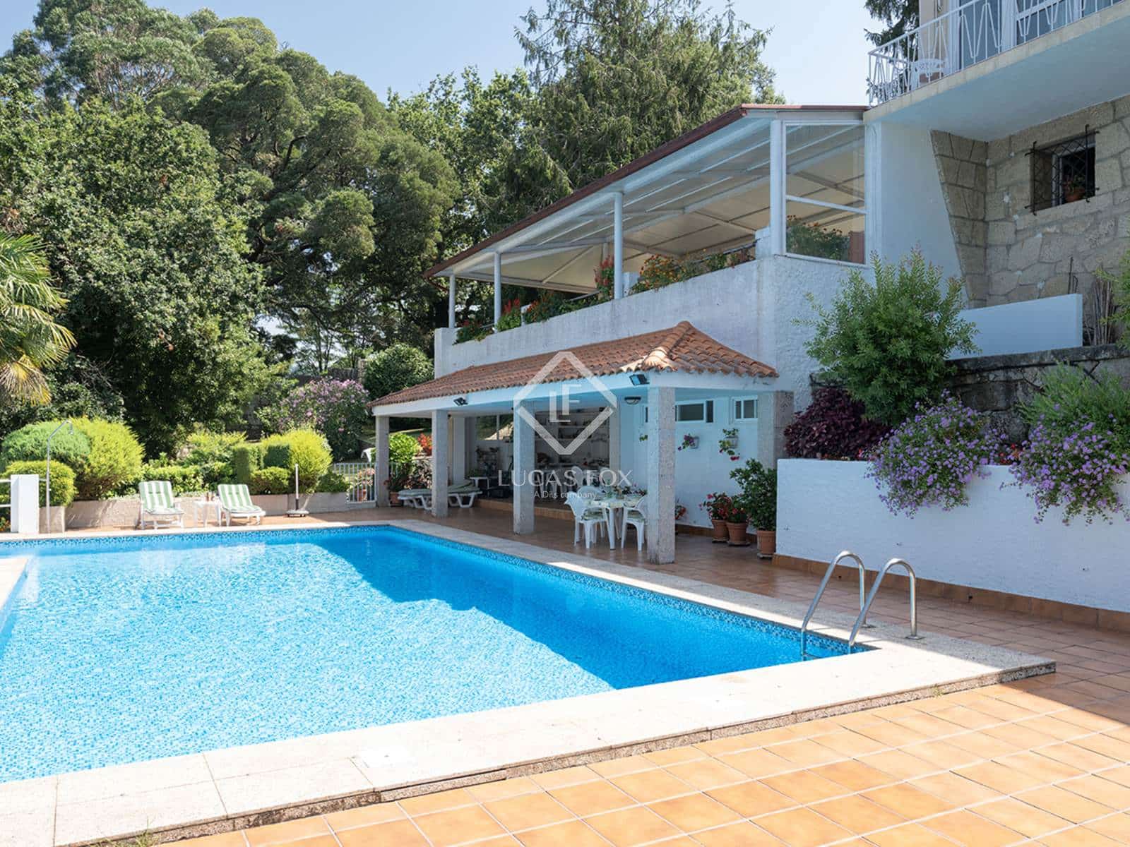 6 bedroom Villa for sale in Redondela with pool garage - € 785,000 (Ref: 9170489)