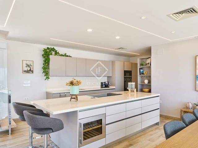 4 chambre Villa/Maison à vendre à La Herradura, Almuñécar avec garage - 1 895 000 € (Ref: 9170710)