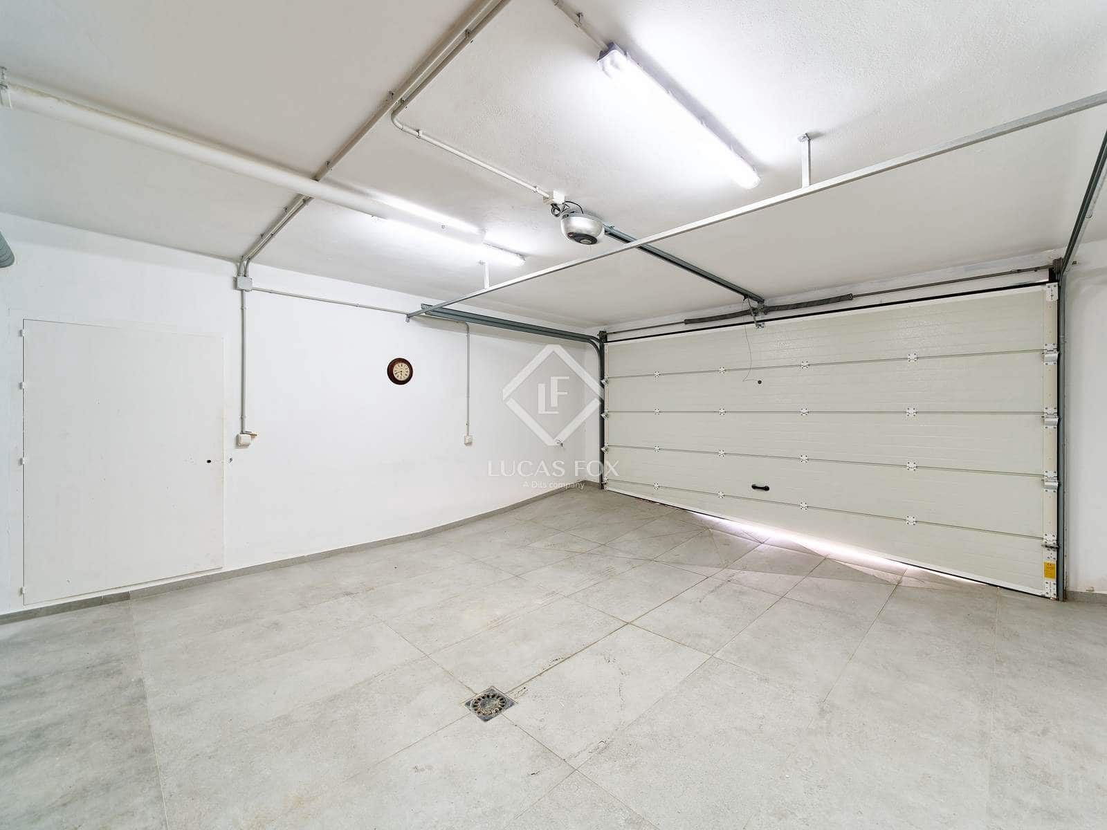 4 bedroom Villa for sale in La Herradura with garage - € 1,895,000 (Ref: 9170710)