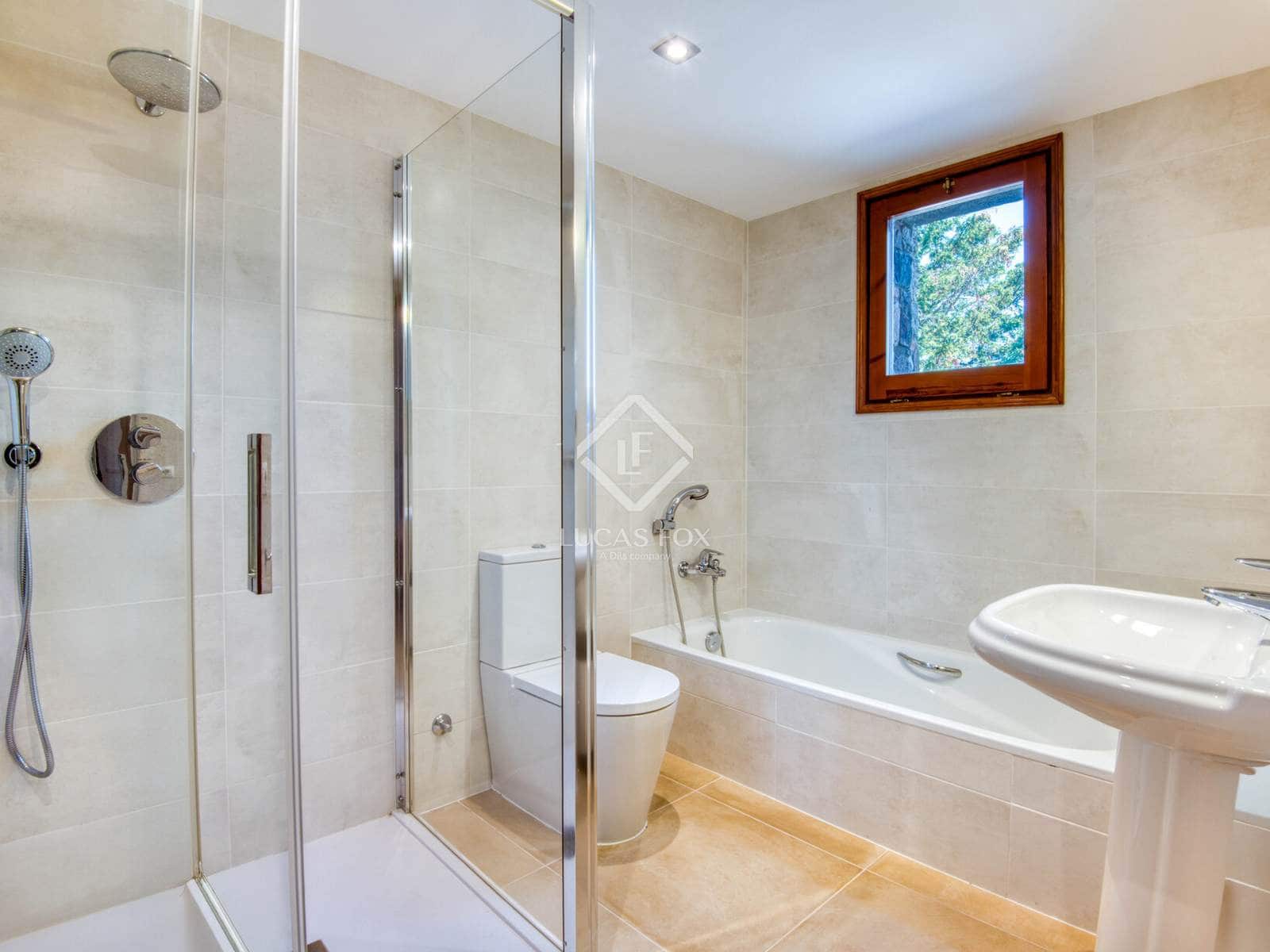 7 bedroom Finca/Country House for sale in Santa Cristina d'Aro with pool garage - € 1,900,000 (Ref: 9171882)