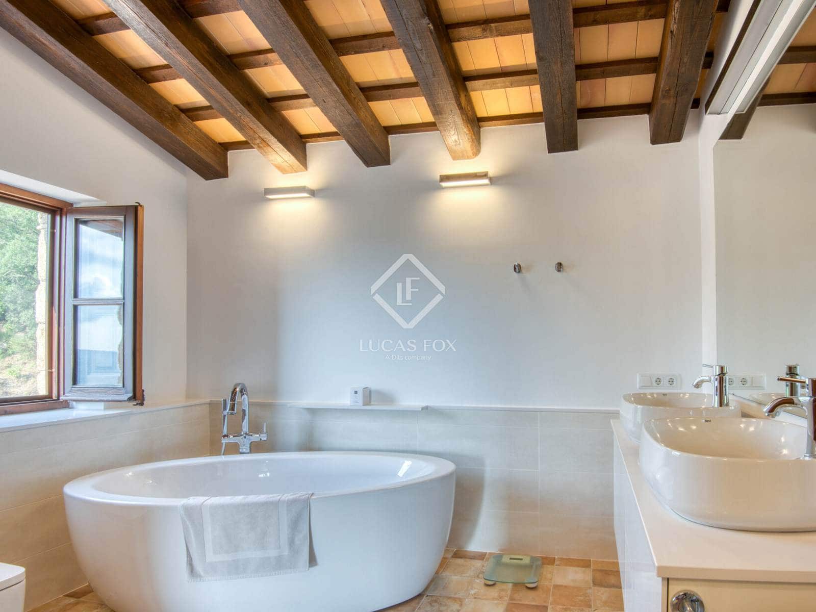 7 bedroom Finca/Country House for sale in Santa Cristina d'Aro with pool garage - € 1,900,000 (Ref: 9171882)