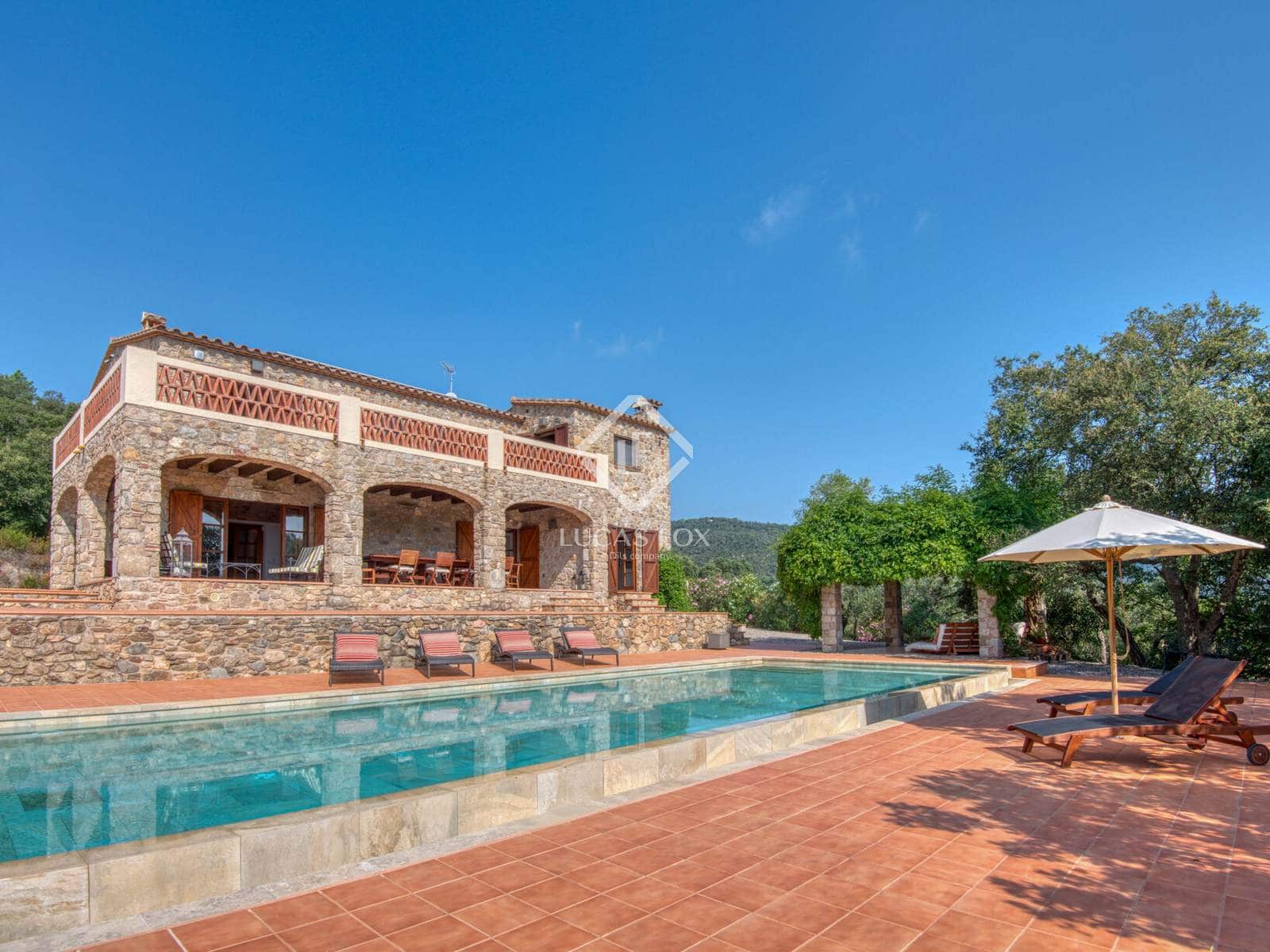 7 bedroom Finca/Country House for sale in Santa Cristina d'Aro with pool garage - € 1,900,000 (Ref: 9171882)