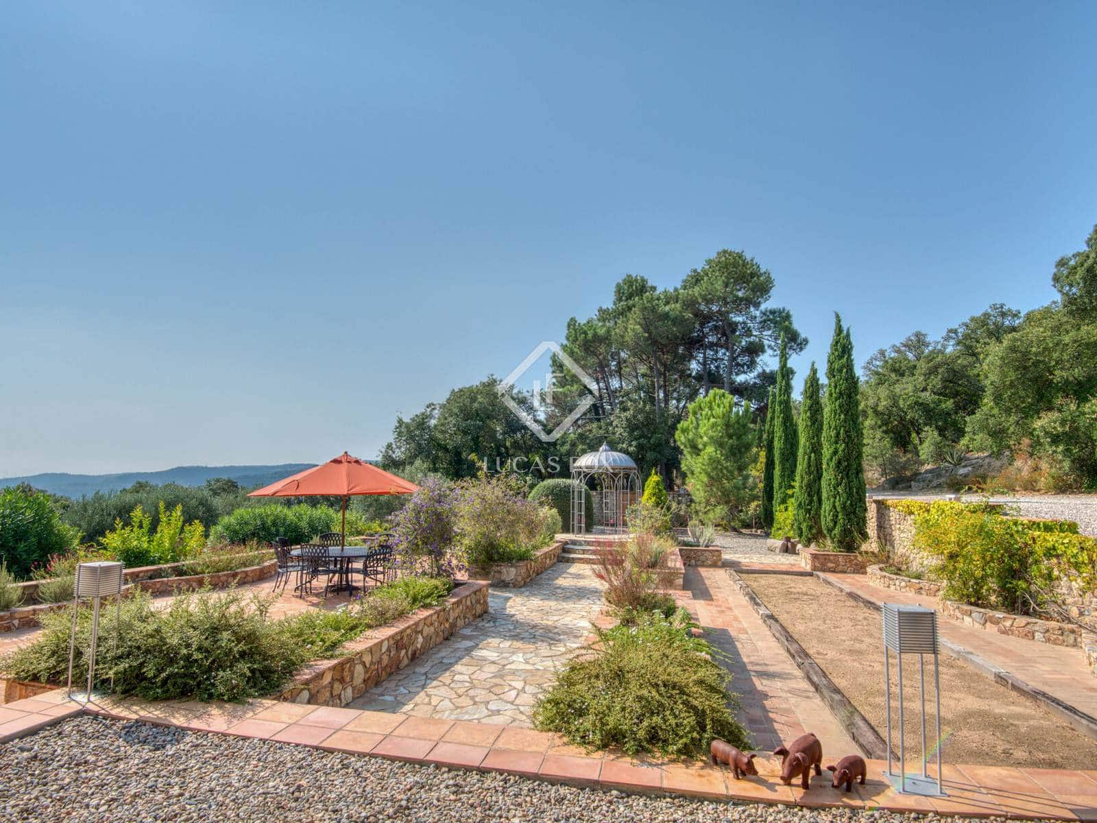 7 bedroom Finca/Country House for sale in Santa Cristina d'Aro with pool garage - € 1,900,000 (Ref: 9171882)