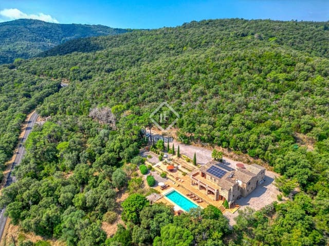 7 quarto Quinta/Casa Rural para venda em Santa Cristina d'Aro com piscina garagem - 1 900 000 € (Ref: 9171882)