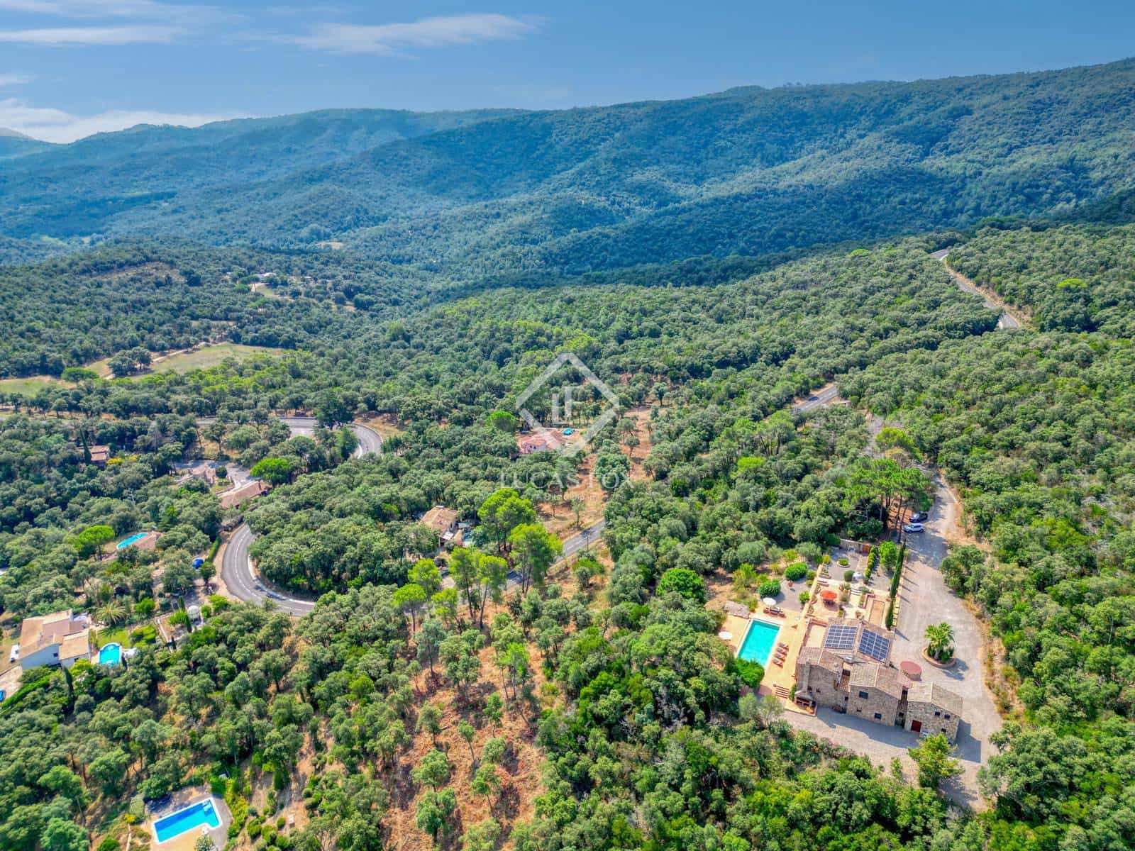 7 bedroom Finca/Country House for sale in Santa Cristina d'Aro with pool garage - € 1,900,000 (Ref: 9171882)