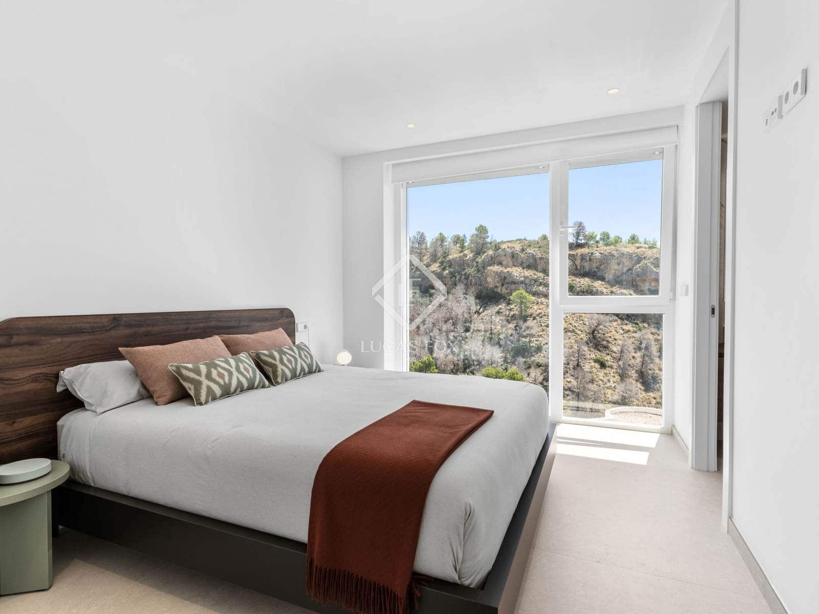 4 bedroom Villa for sale in Altea with pool garage - € 2,146,000 (Ref: 9172307)