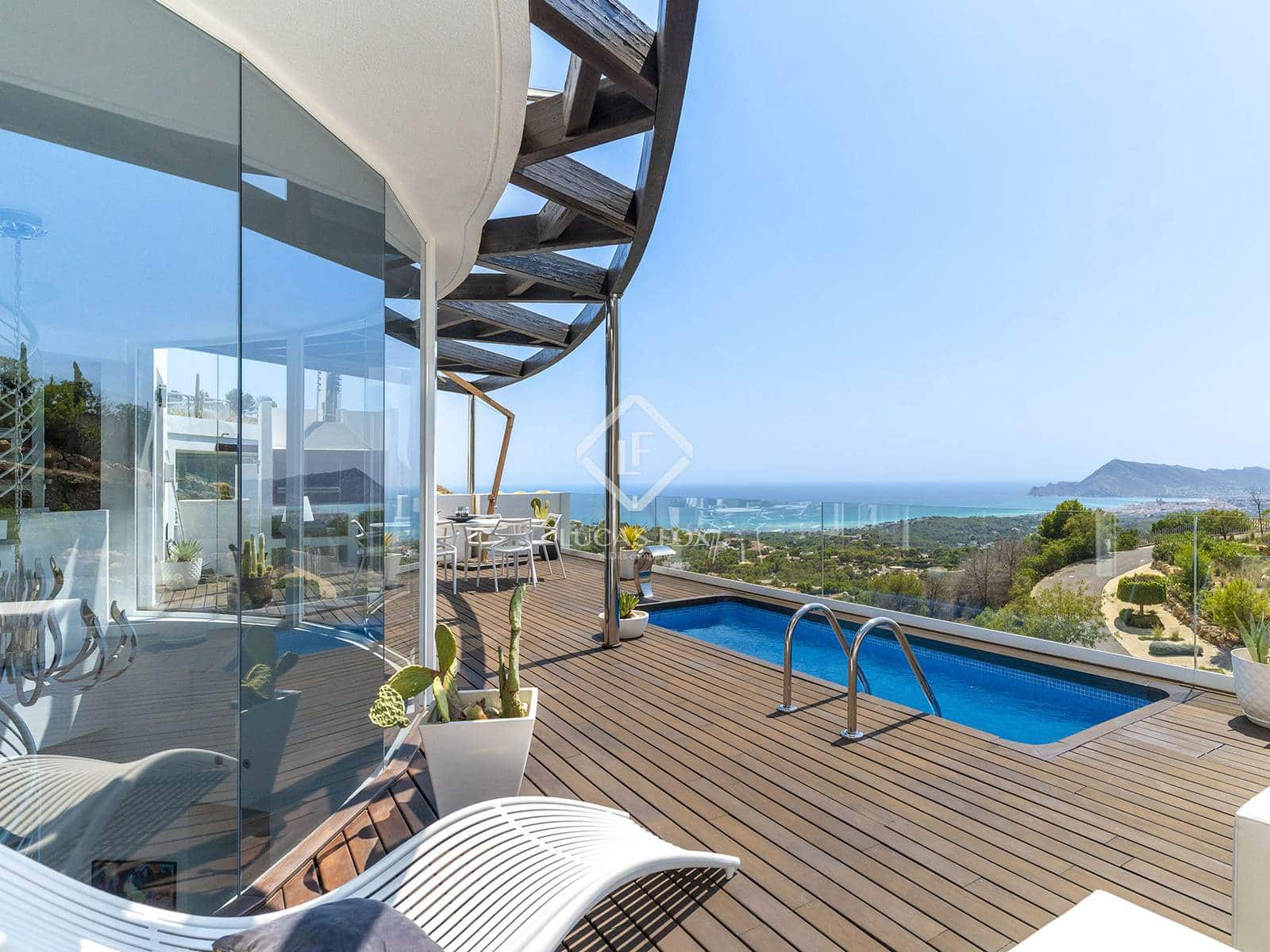 4 sypialnia Willa na sprzedaż w Altea z basenem garażem - 895 000 € (Ref: 9172384)