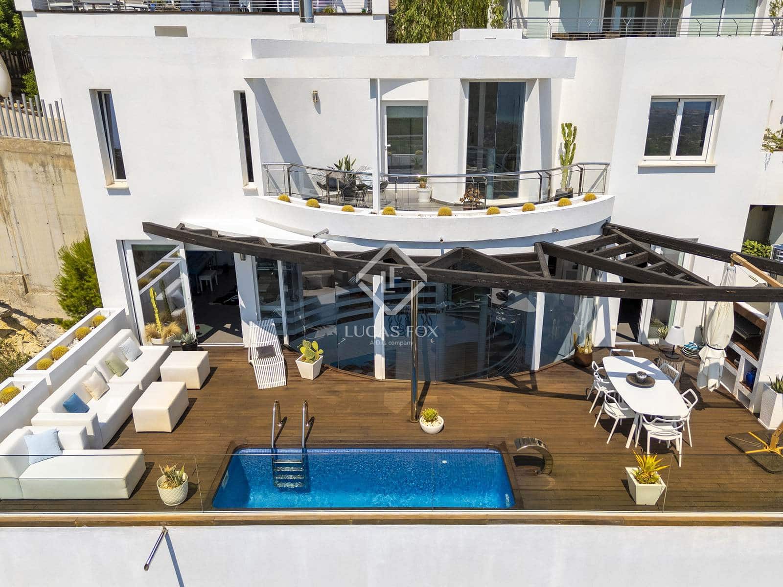 4 sypialnia Willa na sprzedaż w Altea z basenem garażem - 895 000 € (Ref: 9172384)