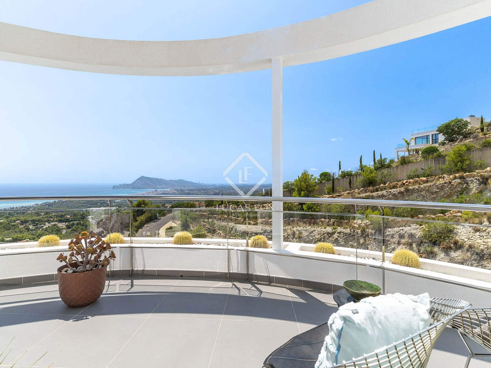 4 sypialnia Willa na sprzedaż w Altea z basenem garażem - 895 000 € (Ref: 9172384)