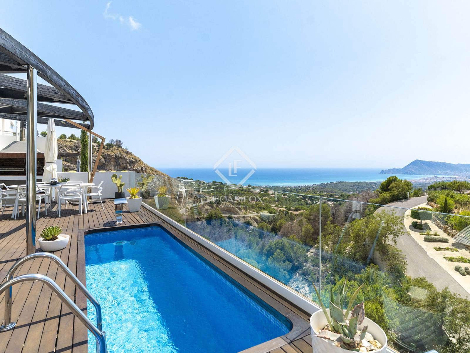 4 sypialnia Willa na sprzedaż w Altea z basenem garażem - 895 000 € (Ref: 9172384)