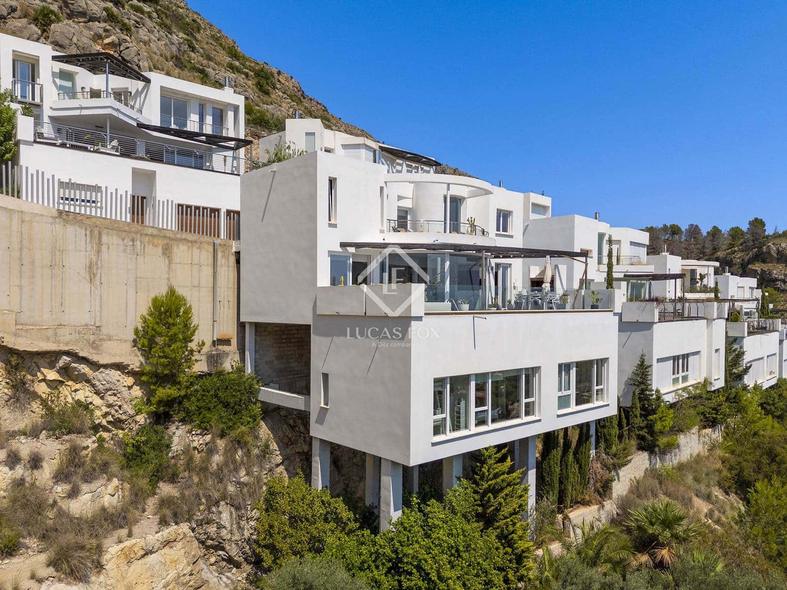 4 sypialnia Willa na sprzedaż w Altea z basenem garażem - 895 000 € (Ref: 9172384)