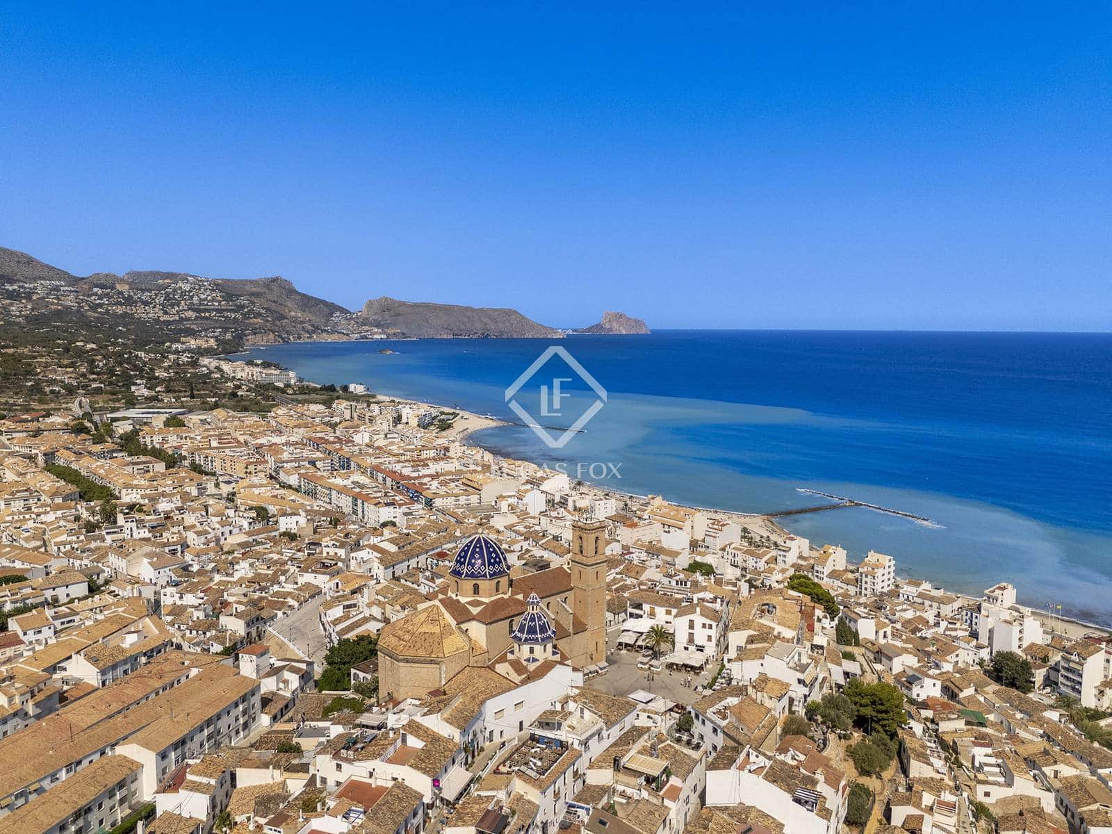 4 sypialnia Willa na sprzedaż w Altea z basenem garażem - 895 000 € (Ref: 9172384)