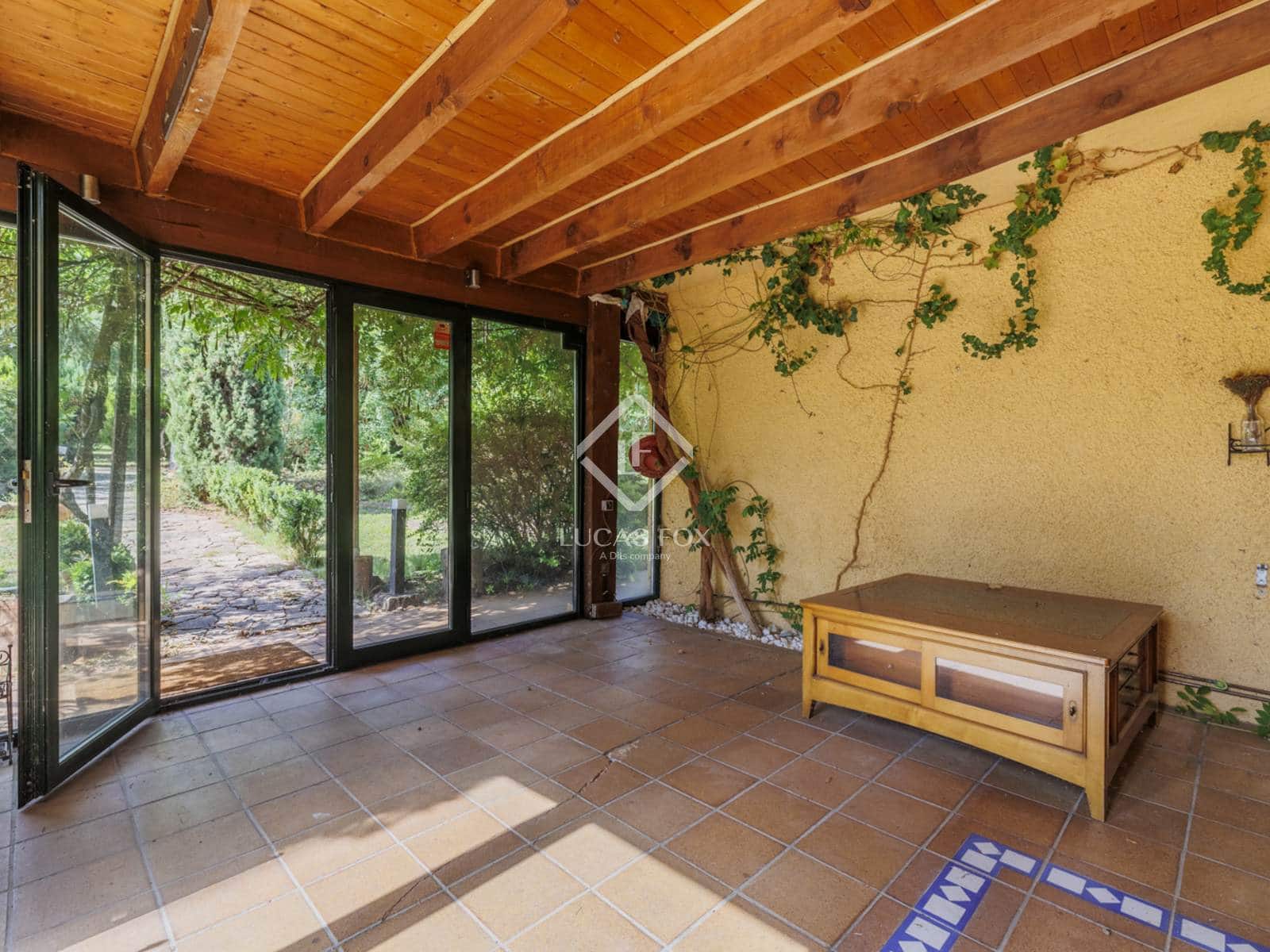 6 soverom Villa til salgs i Boadilla del Monte med svømmebasseng garasje - € 1 590 000 (Ref: 9172457)