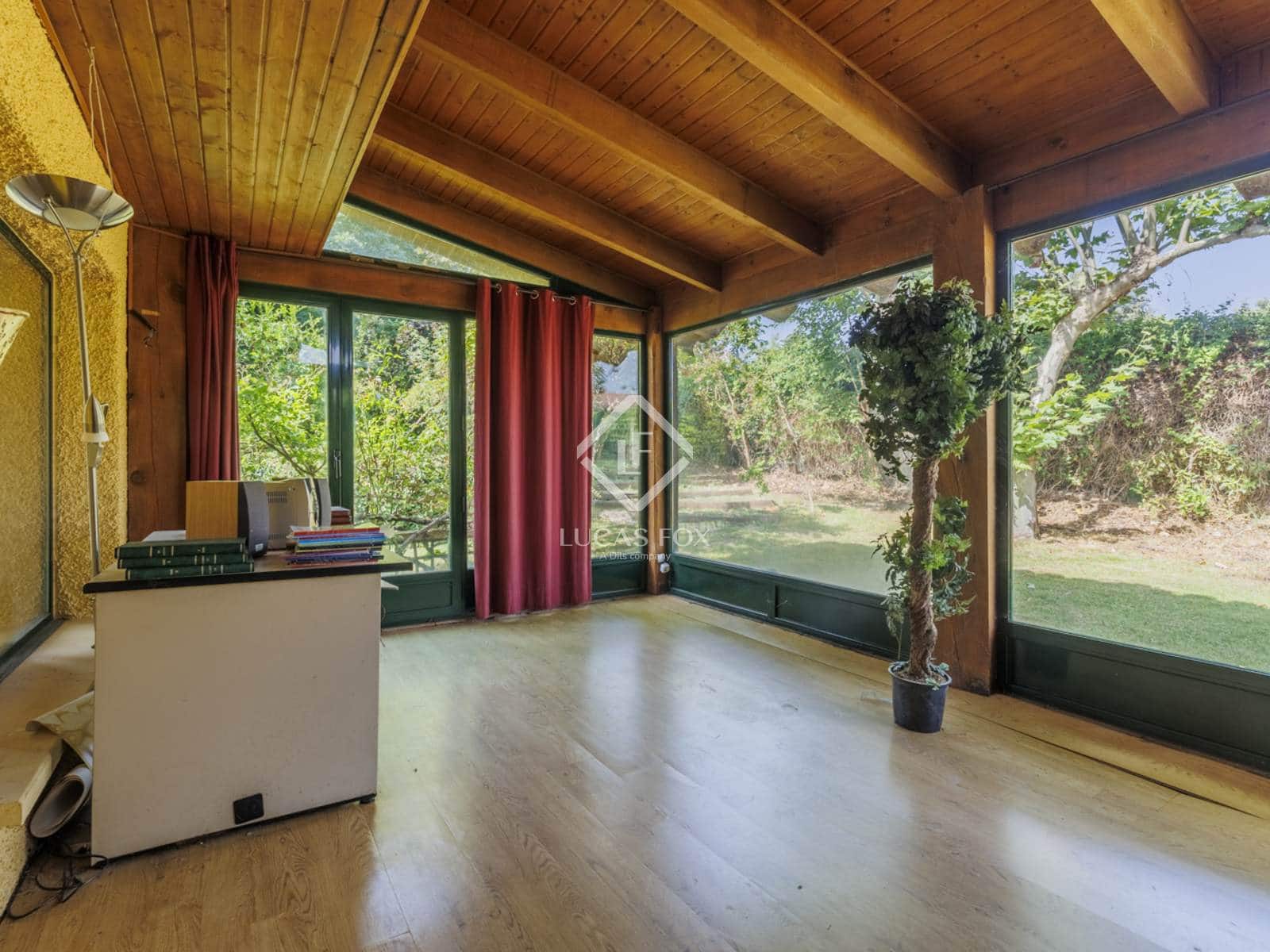 6 soverom Villa til salgs i Boadilla del Monte med svømmebasseng garasje - € 1 590 000 (Ref: 9172457)