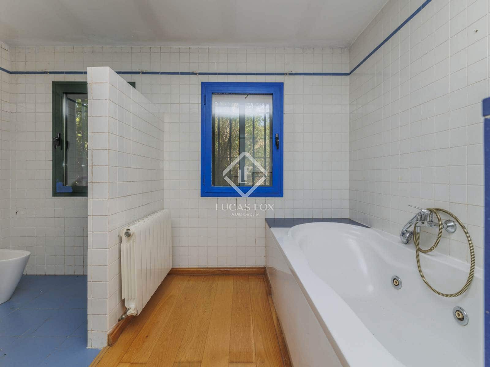 6 soverom Villa til salgs i Boadilla del Monte med svømmebasseng garasje - € 1 590 000 (Ref: 9172457)