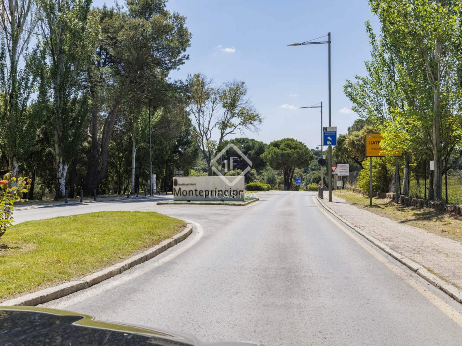 6 soverom Villa til salgs i Boadilla del Monte med svømmebasseng garasje - € 1 590 000 (Ref: 9172457)