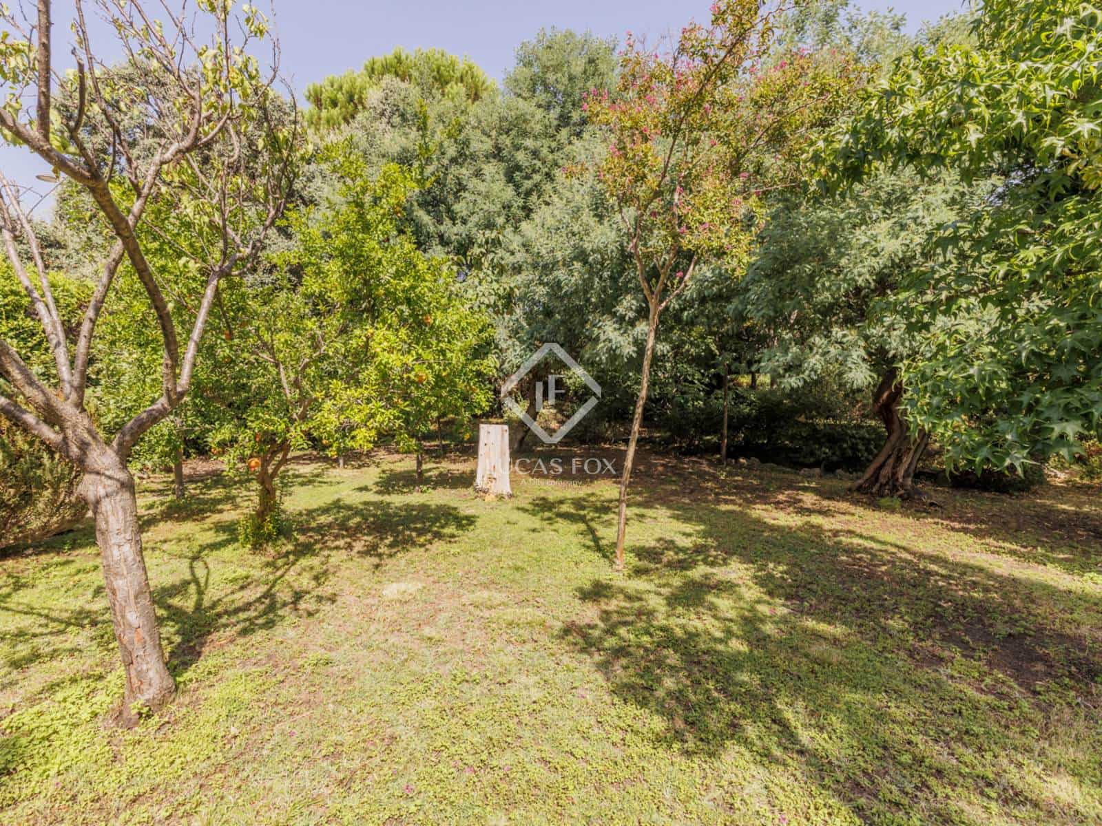 6 soverom Villa til salgs i Boadilla del Monte med svømmebasseng garasje - € 1 590 000 (Ref: 9172457)