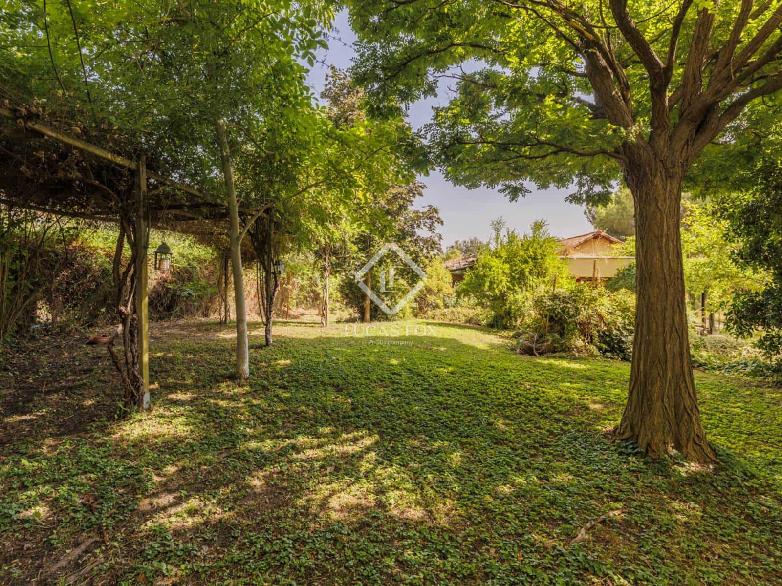 6 soverom Villa til salgs i Boadilla del Monte med svømmebasseng garasje - € 1 590 000 (Ref: 9172457)