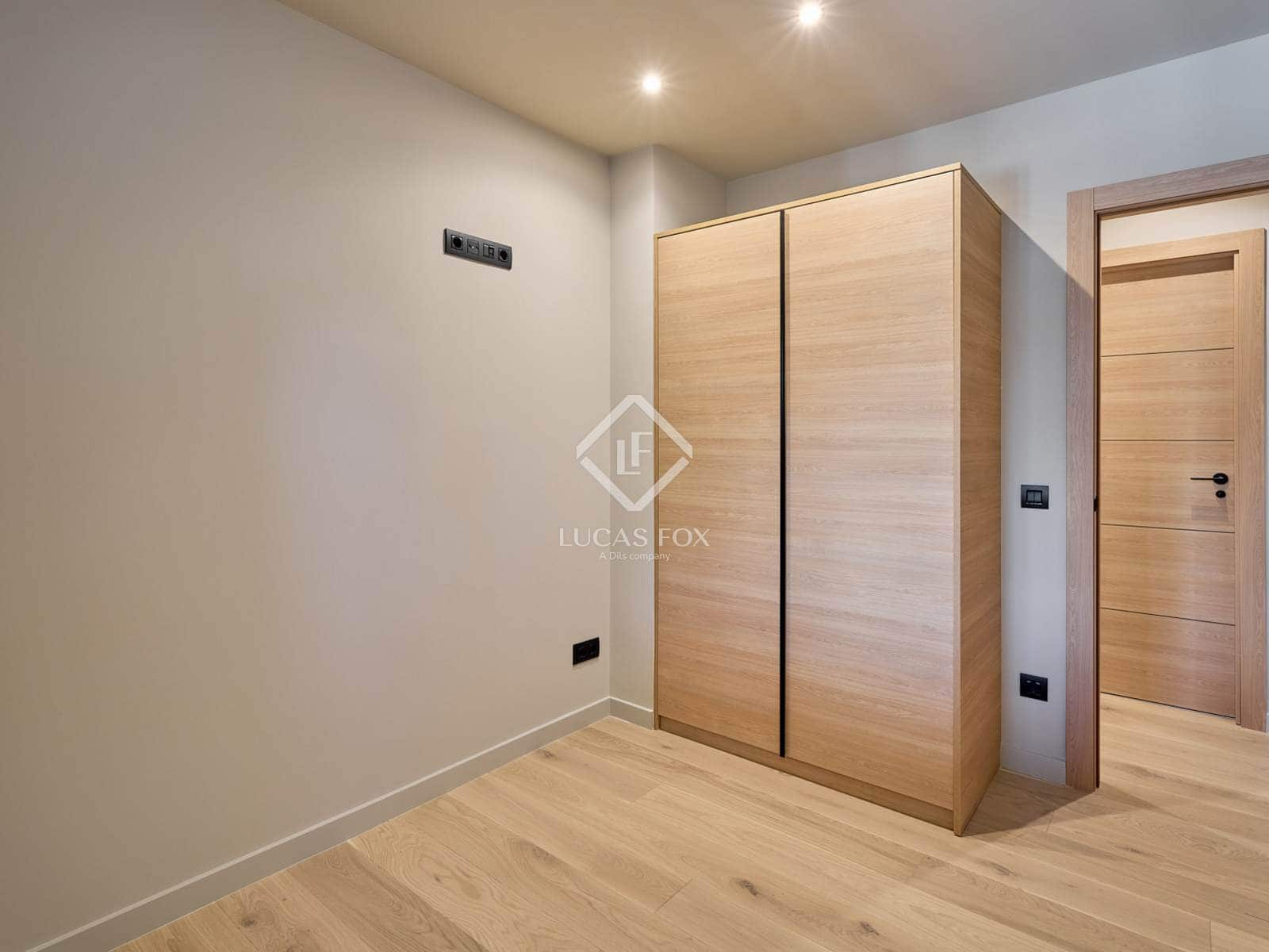 4 soveværelse Villa til salg i Isovol med garage - € 815.000 (Ref: 9172461)