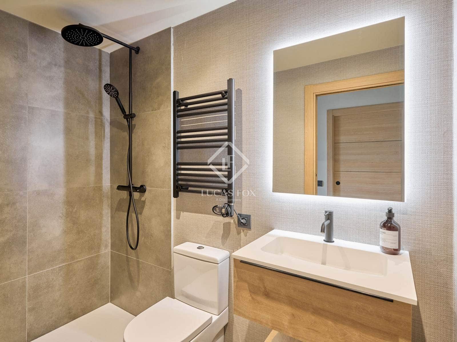 4 soveværelse Villa til salg i Isovol med garage - € 815.000 (Ref: 9172461)