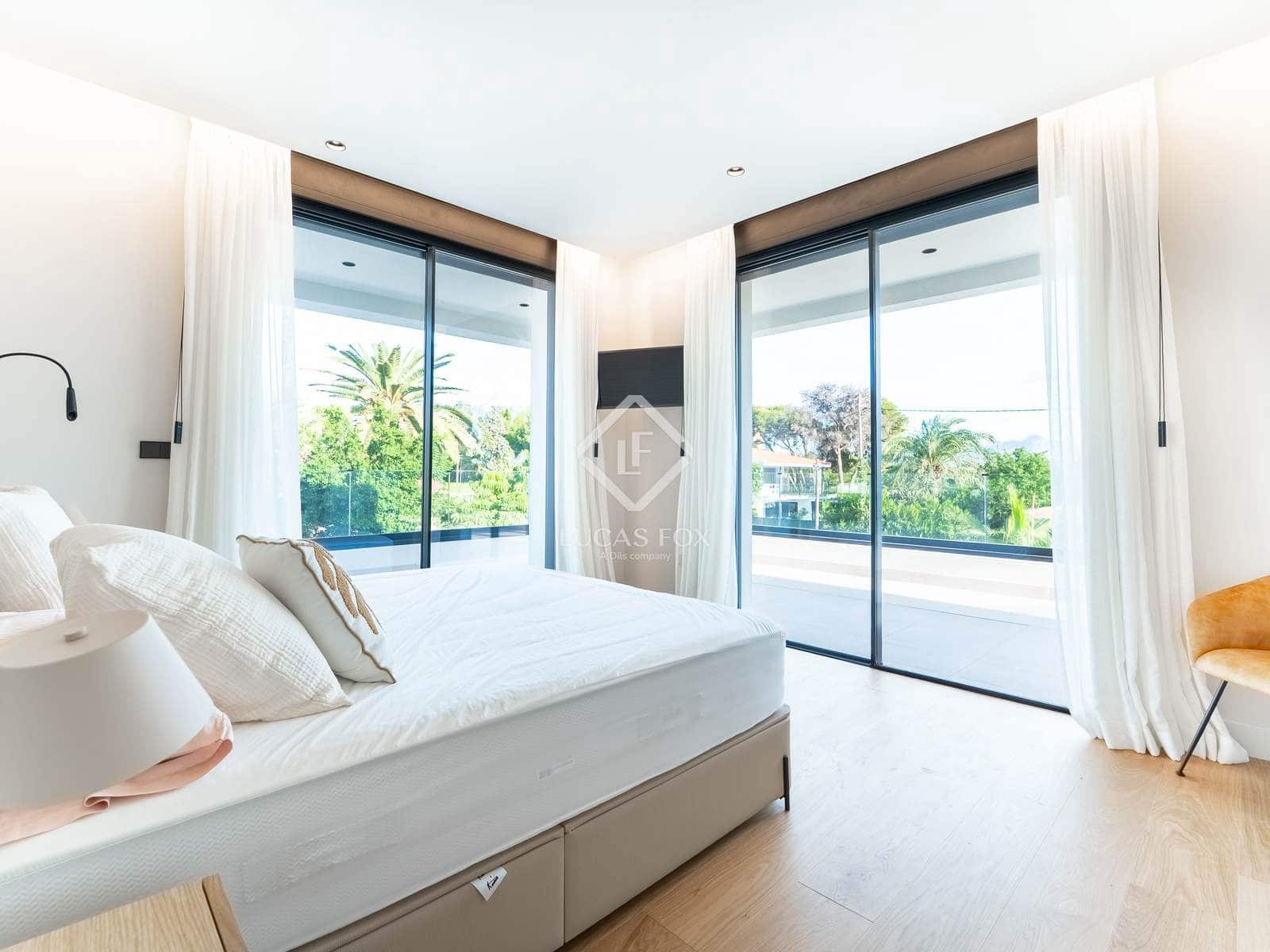 4 slaapkamer Villa te koop in Alicante stad met zwembad garage - € 2.650.000 (Ref: 9172584)