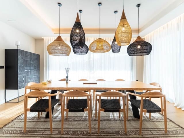 4 slaapkamer Villa te koop in Alicante stad met zwembad garage - € 2.650.000 (Ref: 9172584)