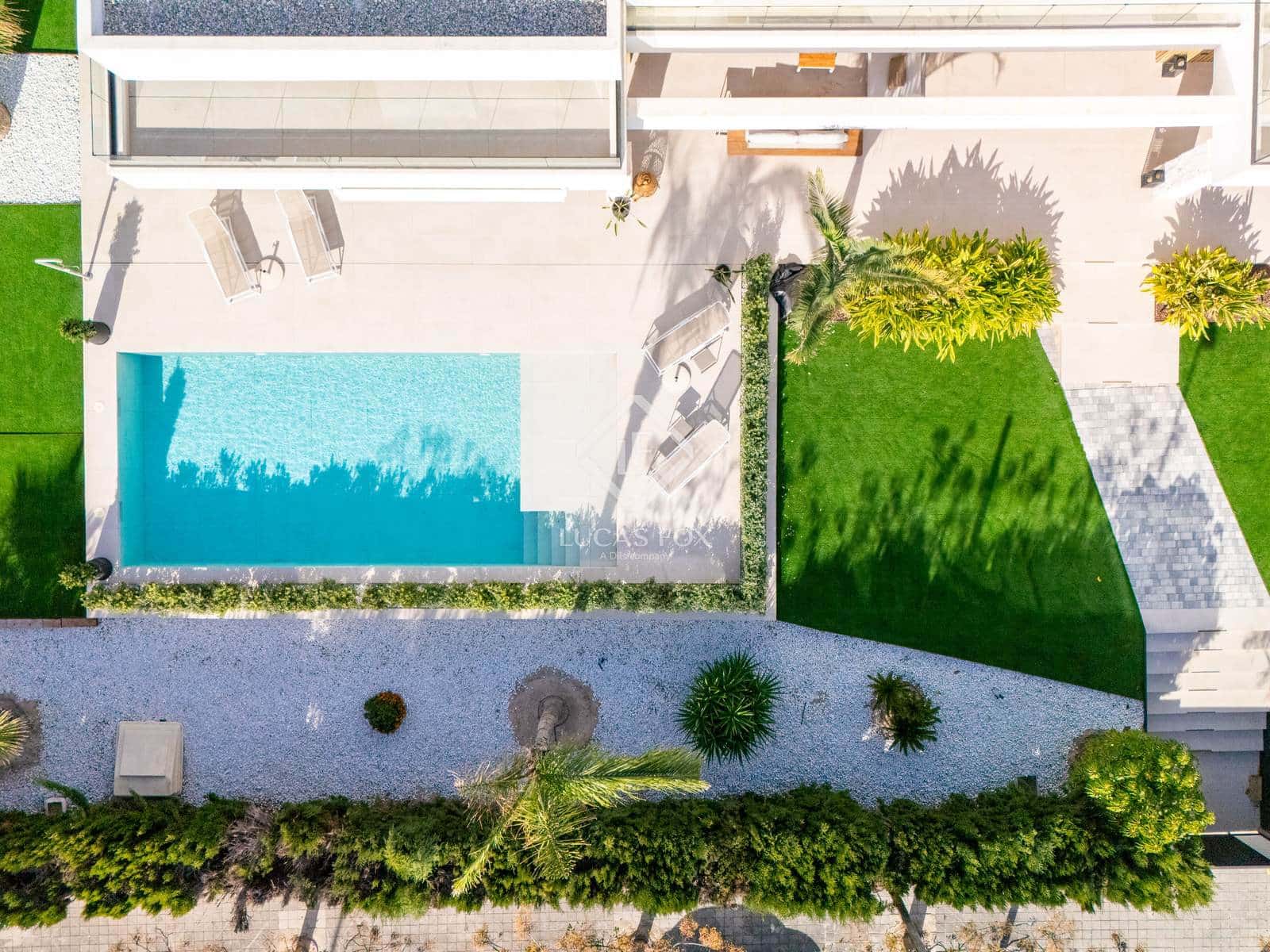 4 slaapkamer Villa te koop in Alicante stad met zwembad garage - € 2.650.000 (Ref: 9172584)