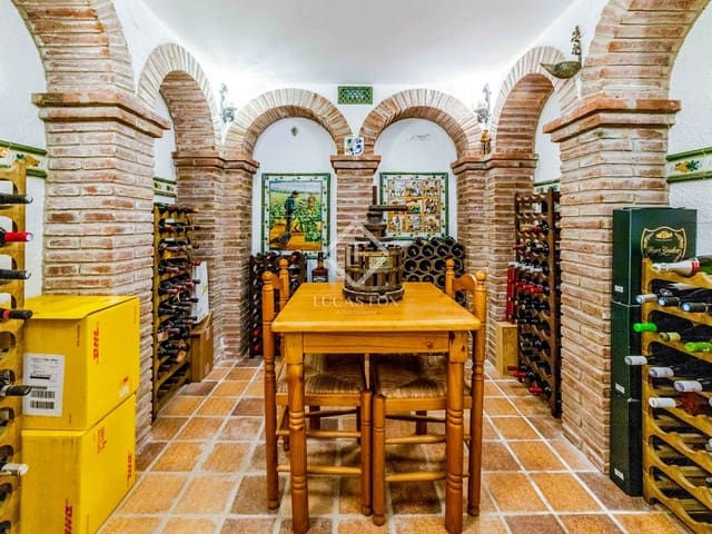 5 slaapkamer Villa te koop in Sitges met zwembad garage - € 1.440.000 (Ref: 9175452)